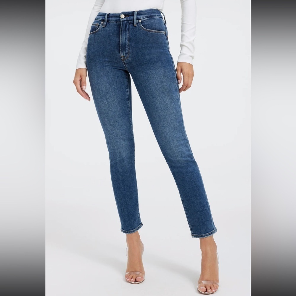 Good American Classic Cashmere Straight Jeans Size 4/27